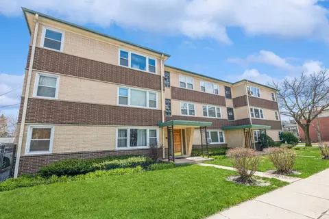 833 N Harlem Ave #3N, Oak Park, IL 60302