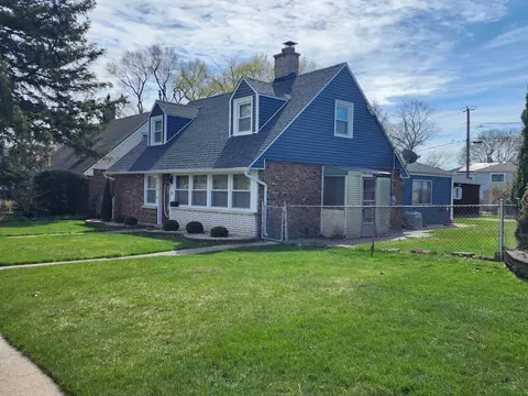 7829 41st Pl, Lyons, IL 60534 photo 2