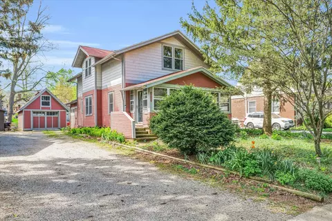 1011 W Daniel St, Champaign, IL 61821