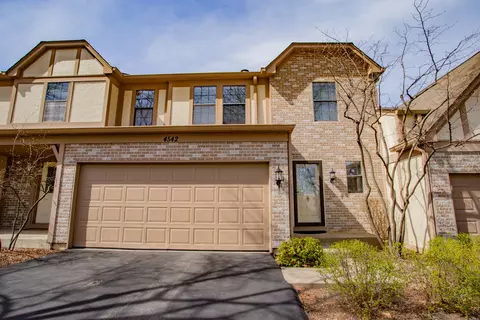 4542 Opal Dr, Hoffman Estates, IL 60192