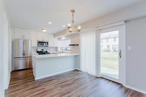 Kitchen - 4542 Opal Dr, Hoffman Estates, IL 60192 photo 1 of 4