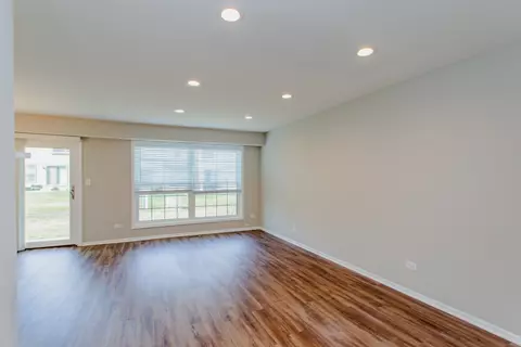 Other - 4542 Opal Dr, Hoffman Estates, IL 60192 photo 1 of 6
