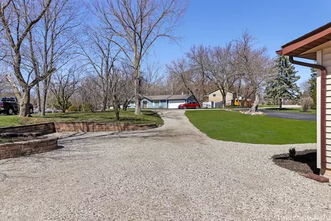 View/Area - 6702 Chillems Dr, Spring Grove, IL 60081 photo 5 of 5