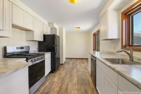 Kitchen - 6702 Chillems Dr, Spring Grove, IL 60081 photo 1 of 2