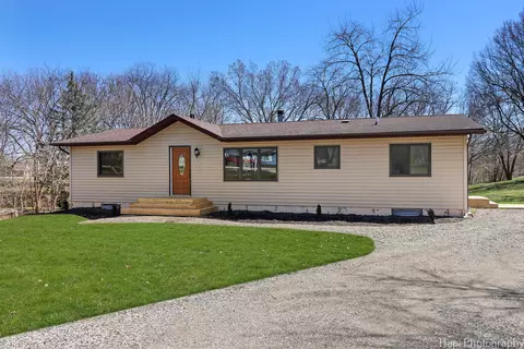 Exterior - 6702 Chillems Dr, Spring Grove, IL 60081 photo 4 of 7