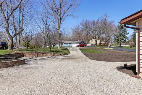 View/Area - 6702 Chillems Dr, Spring Grove, IL 60081 photo 4 of 5