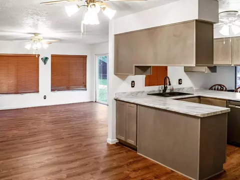 Kitchen - 11679 Cedarbrook Rd, Roscoe, IL 61073 photo 2 of 2