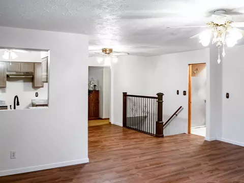 Entry Way - 11679 Cedarbrook Rd, Roscoe, IL 61073 photo 1 of 4