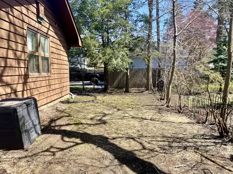 Exterior - 369 Wing Park Blvd, Elgin, IL 60123 photo 8 of 11
