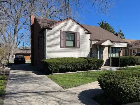 293 Desplaines Ave, Riverside, IL 60546 photo 2