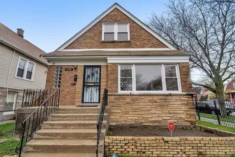 4200 W Thomas St, Chicago, IL 60651