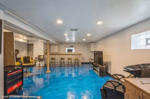 726 E 104th Pl, Chicago, IL 60628 photo 15