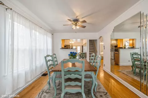 726 E 104th Pl, Chicago, IL 60628 photo 4