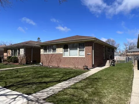 3810 Isabel St, Skokie, IL 60076