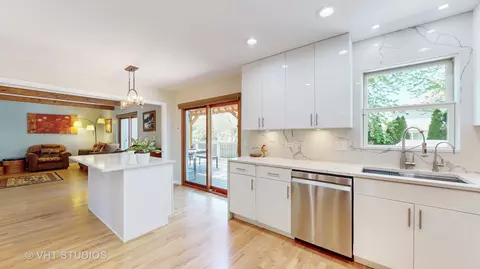 Kitchen - 1805 Beloit Ct, Naperville, IL 60565 photo 3 of 3