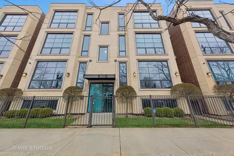 2538 W Irving Park Rd #1E, Chicago, IL 60618