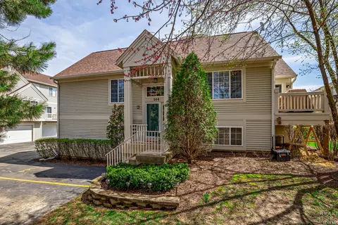 144 New Haven Dr, Cary, IL 60013