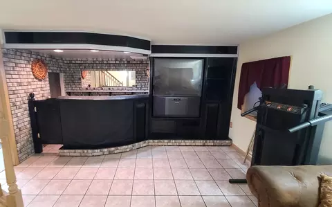 Living - 13653 S Kendall Dr, Plainfield, IL 60544 photo 9 of 10