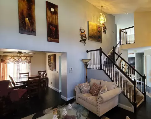Living - 13653 S Kendall Dr, Plainfield, IL 60544 photo 6 of 10