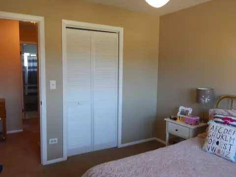Bedroom - 1211 Will Dr, Lockport, IL 60441 photo 5 of 7