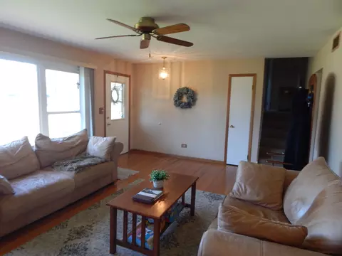 Living - 1211 Will Dr, Lockport, IL 60441 photo 2 of 6