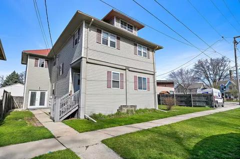 111 S 9th St, Dekalb, IL 60115