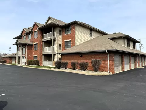 20335 S Rainford Dr #2D, Frankfort, IL 60423