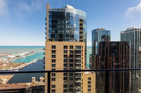 View/Area - 363 E Wacker Dr #3108, Chicago, IL 60601 photo 4 of 6