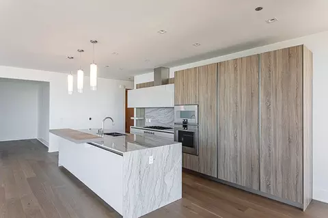 Kitchen - 363 E Wacker Dr #3108, Chicago, IL 60601 photo 1 of 6