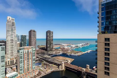 View/Area - 363 E Wacker Dr #3108, Chicago, IL 60601 photo 3 of 6