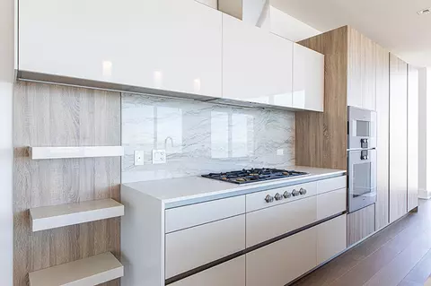 Kitchen - 363 E Wacker Dr #3108, Chicago, IL 60601 photo 5 of 6