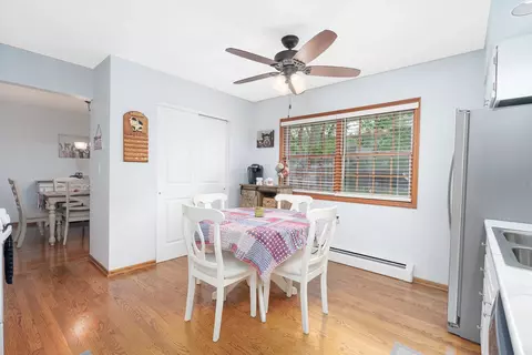 Dining - 906 Read St, Lockport, IL 60441 photo 2 of 3