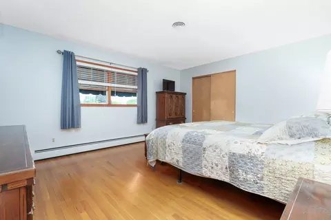 Bedroom - 906 Read St, Lockport, IL 60441 photo 1 of 3