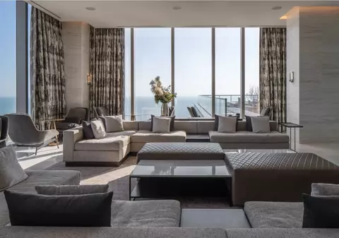 Living - 363 E Wacker Dr #2607, Chicago, IL 60601 photo 3 of 3