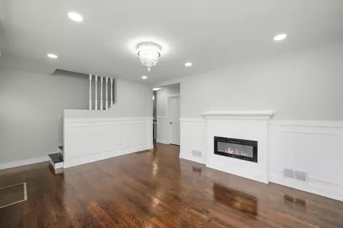 303 E 142nd St, Dolton, IL 60419 photo 4