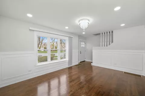 303 E 142nd St, Dolton, IL 60419 photo 5