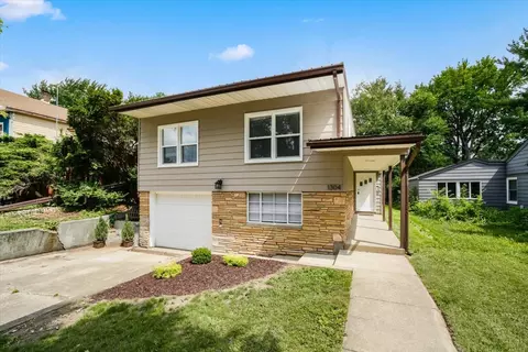1304 W Clark St, Champaign, IL 61821
