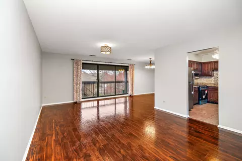 242 Stanhope Dr #D, Willowbrook, IL 60527 photo 7