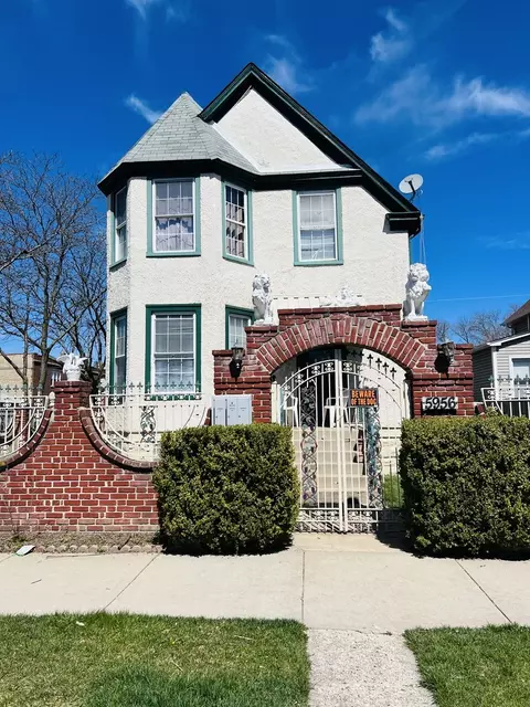 5956 W Byron St, Chicago, IL 60634