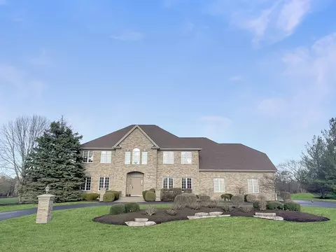 25429 N Northbridge Rd, Hawthorn Woods, IL 60047