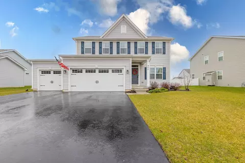 855 Mario Ln, Gilberts, IL 60136