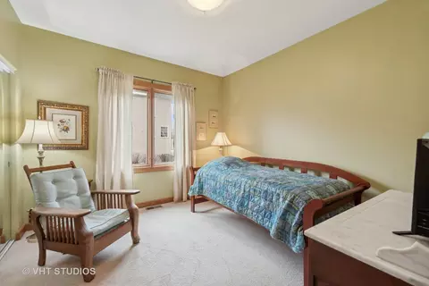 Bedroom - 671 Brookside Ave, Algonquin, IL 60102 photo 2 of 4