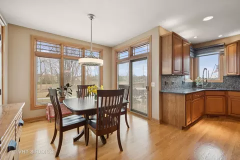 Dining - 671 Brookside Ave, Algonquin, IL 60102 photo 2 of 2