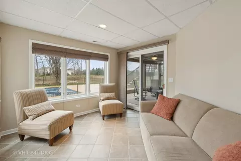 Bedroom - 671 Brookside Ave, Algonquin, IL 60102 photo 4 of 4
