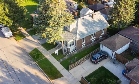 Exterior - 360 W Illinois Ave, Aurora, IL 60506 photo 4 of 5