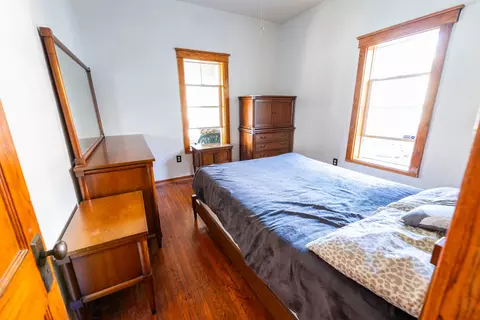 Bedroom - 360 W Illinois Ave, Aurora, IL 60506 photo 1 of 2