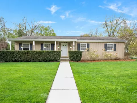 1204 Elizabeth Ave, Naperville, IL 60540