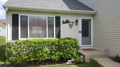 Exterior - 5841 Timber Trl, Plainfield, IL 60586 photo 3 of 5