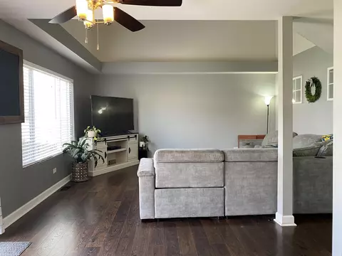 Bedroom - 5841 Timber Trl, Plainfield, IL 60586 photo 3 of 8