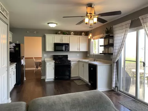 Kitchen - 5841 Timber Trl, Plainfield, IL 60586 photo 2 of 2